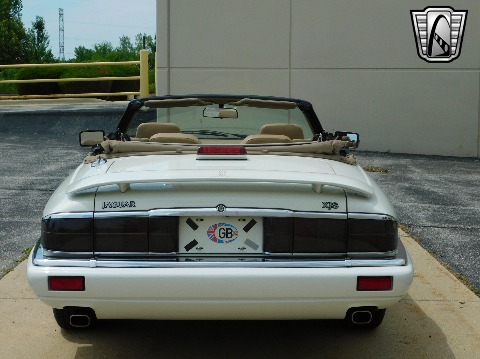 1994 Jaguar XJS image 5