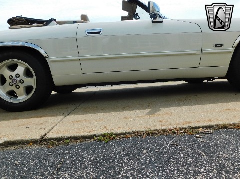 1994 Jaguar XJS image 40