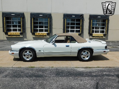 1994 Jaguar XJS image 100