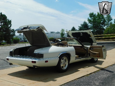 1994 Jaguar XJS image 75