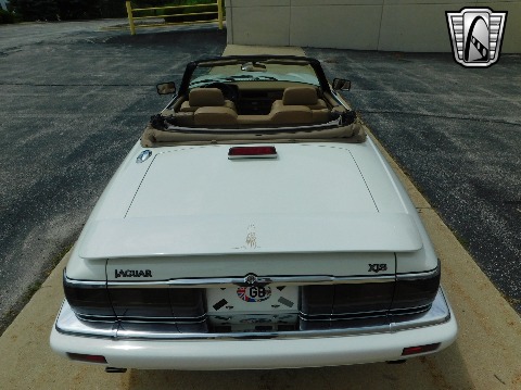 1994 Jaguar XJS image 28
