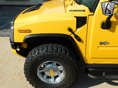 2003 Hummer H2 image 17