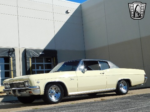 1966 Chevrolet Caprice image 13