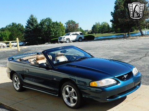 1995 Ford Mustang image 6