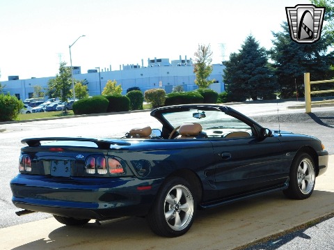 1995 Ford Mustang image 8