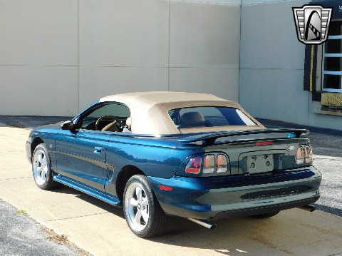 1995 Ford Mustang image 35
