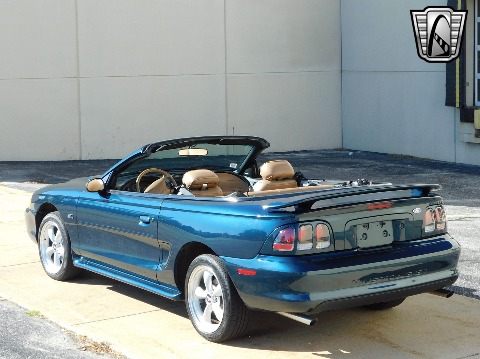 1995 Ford Mustang image 10