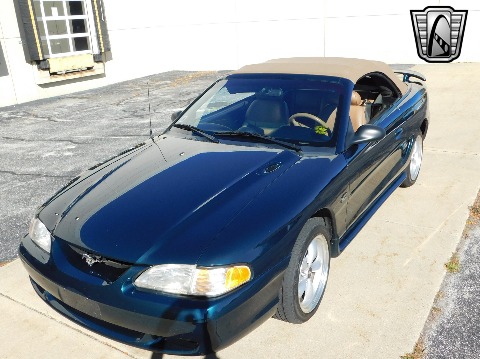 1995 Ford Mustang image 39
