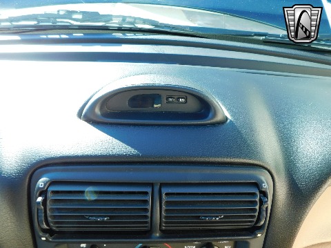 1995 Ford Mustang image 97