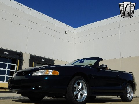 1995 Ford Mustang image 21