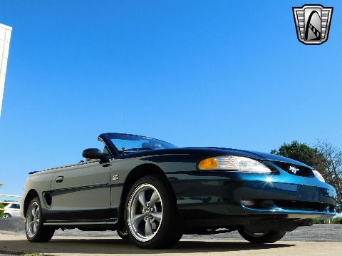 1995 Ford Mustang image 22