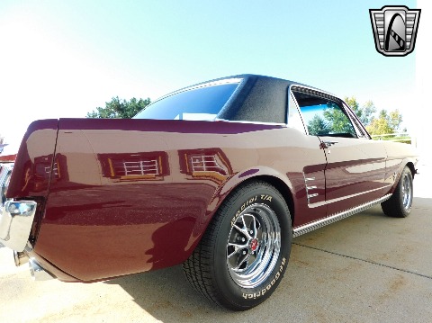 1966 Ford Mustang image 21