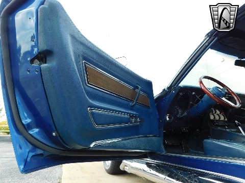 1972 Chevrolet Corvette image 88