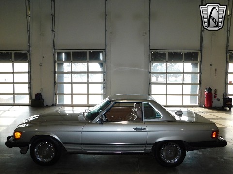 1987 Mercedes-Benz 560SL image 3