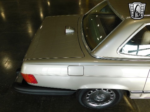 1987 Mercedes-Benz 560SL image 58