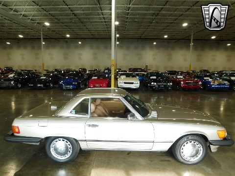 1987 Mercedes-Benz 560SL image 7