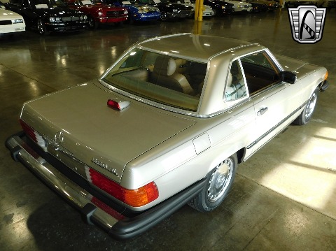 1987 Mercedes-Benz 560SL image 8