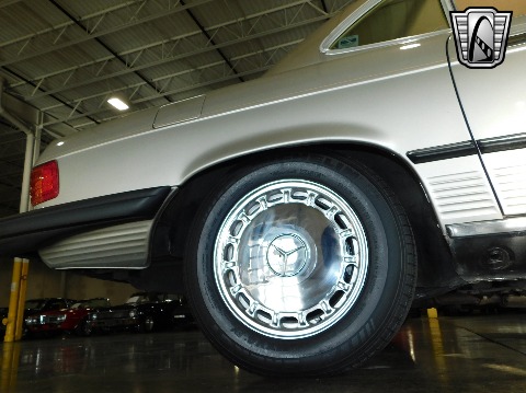 1987 Mercedes-Benz 560SL image 60