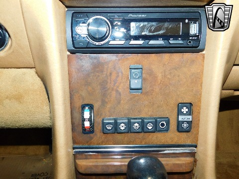 1987 Mercedes-Benz 560SL image 87