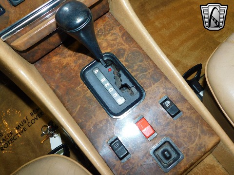 1987 Mercedes-Benz 560SL image 88