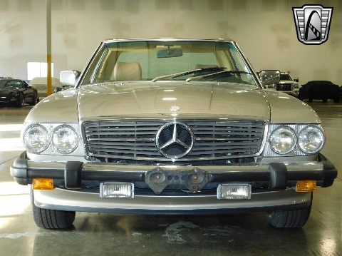 1987 Mercedes-Benz 560SL image 13