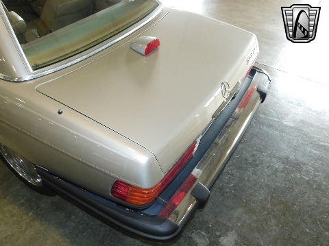 1987 Mercedes-Benz 560SL image 49