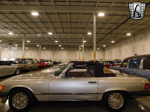 1987 Mercedes-Benz 560SL image 155