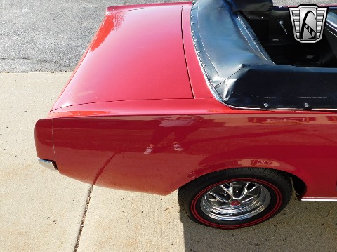 1965 Ford Mustang image 56