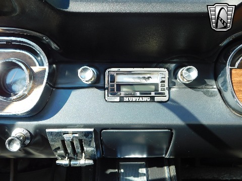 1965 Ford Mustang image 83