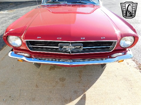 1965 Ford Mustang image 33