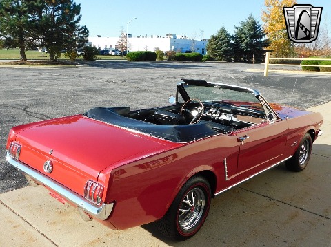 1965 Ford Mustang image 8