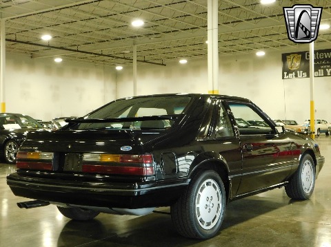 1984 Ford Mustang image 16