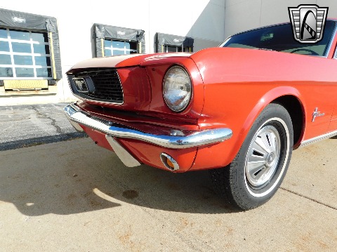 1966 Ford Mustang image 32