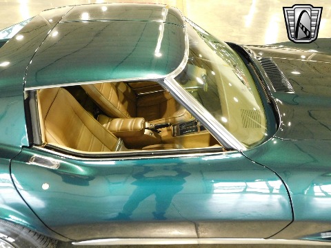 1976 Chevrolet Corvette image 58
