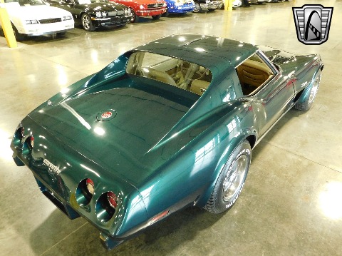 1976 Chevrolet Corvette image 8