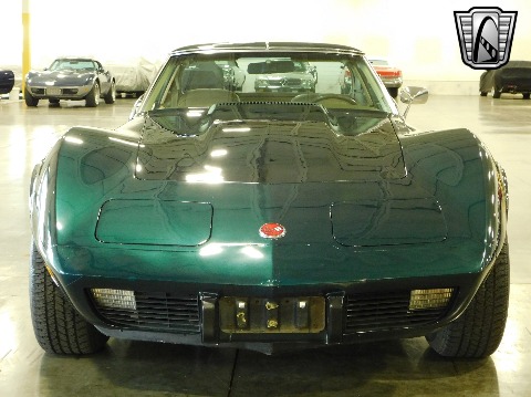 1976 Chevrolet Corvette image 13