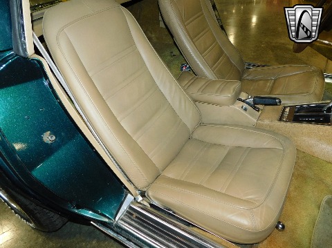 1976 Chevrolet Corvette image 96