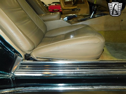 1976 Chevrolet Corvette image 97
