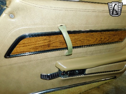 1976 Chevrolet Corvette image 99