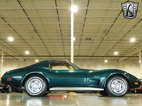 1976 Chevrolet Corvette image 23