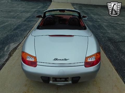 1999 Porsche Boxster image 9