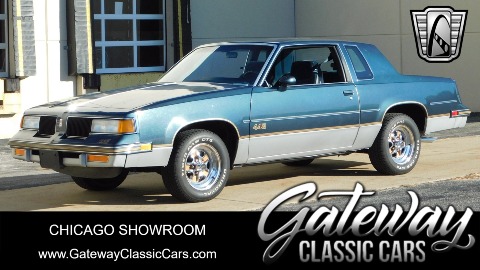 1987 Oldsmobile Cutlass Supreme image 1
