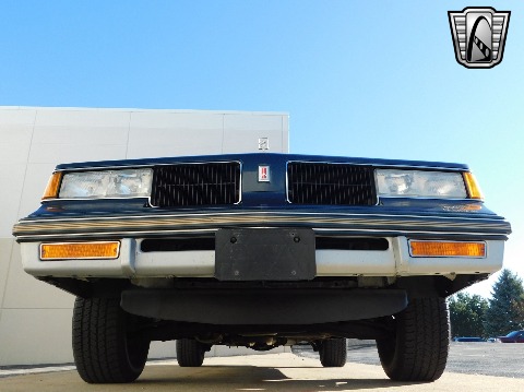 1987 Oldsmobile Cutlass Supreme image 30
