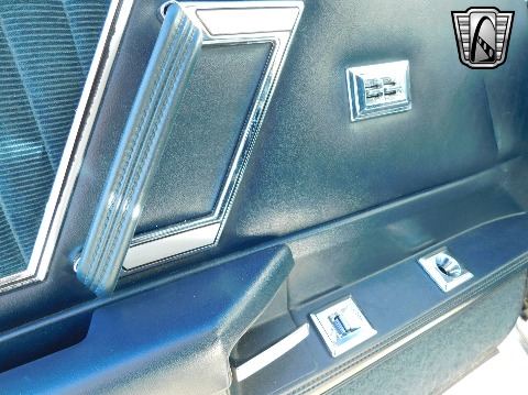 1987 Oldsmobile Cutlass Supreme image 106