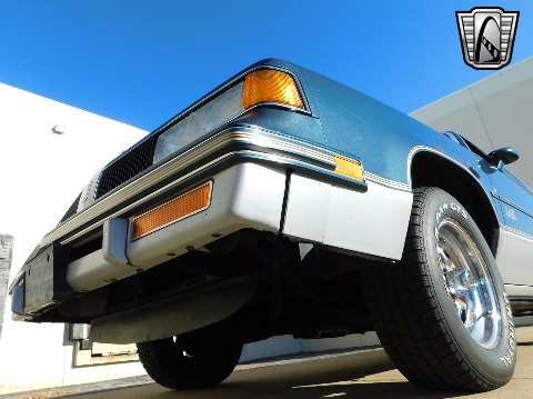 1987 Oldsmobile Cutlass Supreme image 33