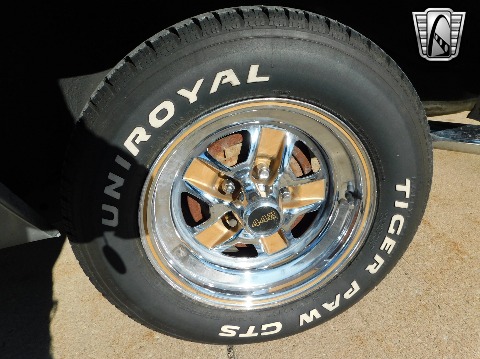 1987 Oldsmobile Cutlass Supreme image 136