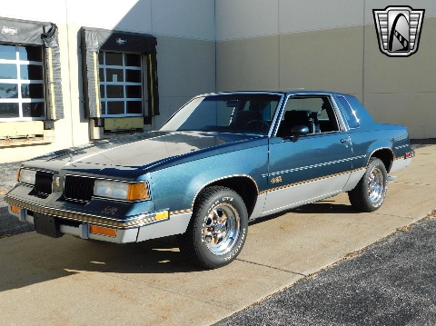 1987 Oldsmobile Cutlass Supreme image 11