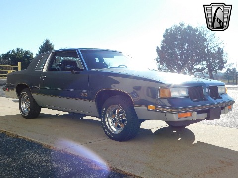 1987 Oldsmobile Cutlass Supreme image 13
