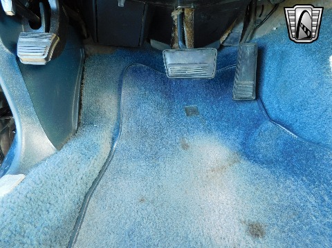 1987 Oldsmobile Cutlass Supreme image 90