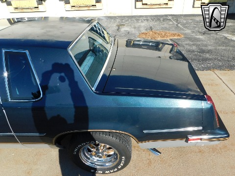 1987 Oldsmobile Cutlass Supreme image 40